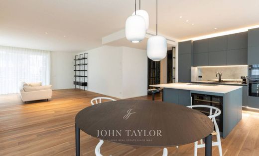 Apartment / Etagenwohnung in Mailand, Lombardei