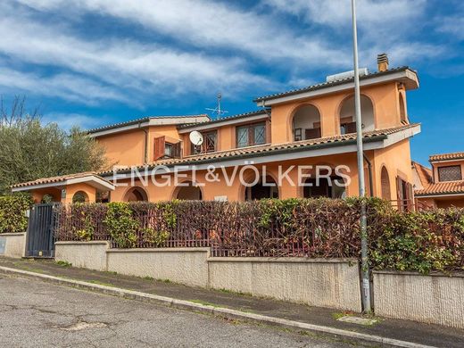 Villa à Guidonia Montecelio, Rome