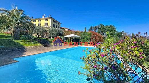 Villa in Montecarlo, Provincia di Lucca