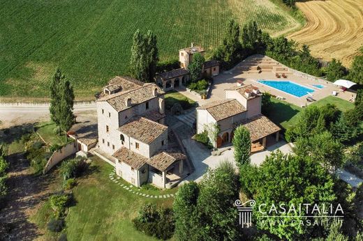Villa en Montone, Provincia di Perugia