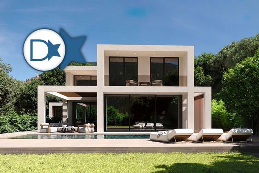 Βίλα σε Φόρτε ντει Μάρμι, Provincia di Lucca