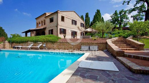 郊区住宅  Orciano di Pesaro, 佩萨罗乌尔比诺省