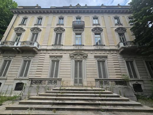 Kamienica w Turyn, Torino