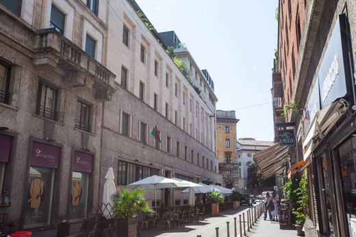 Office in Milan, Lombardy