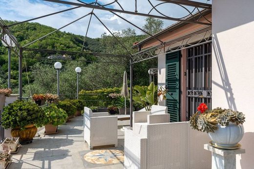 Villa a Moneglia, Genova