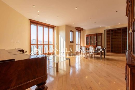 Appartamento a Milano, Lombardia