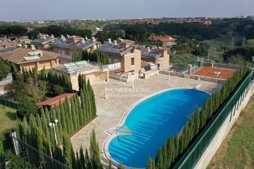 Terraced house in Rome, Latium