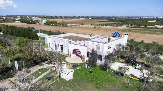 Villa Nardò, Lecce ilçesinde