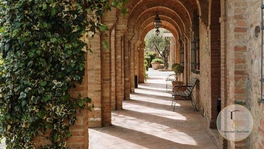 Villa a Montepulciano, Siena