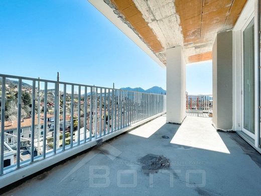 Penthouse w Verbania, Piemonte