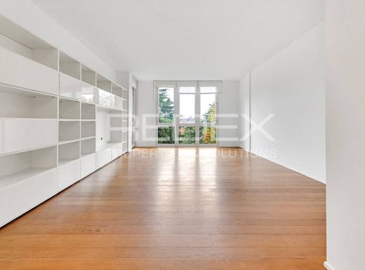 Appartement in Segrate, Città metropolitana di Milano