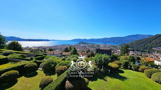 Villa a Verbania, Verbano-Cusio-Ossola