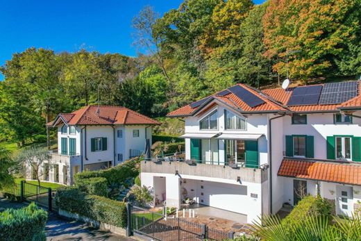 Villa in Varese, Provincia di Varese