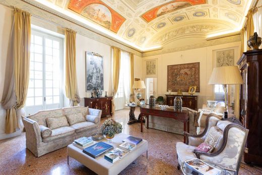 Piso / Apartamento en Parma, Provincia di Parma