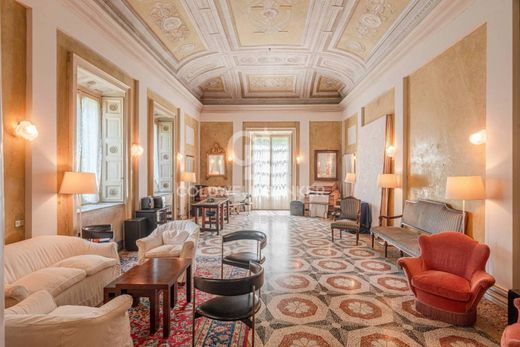 Appartement à Monza, Provincia di Monza e della Brianza