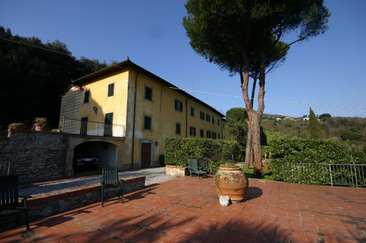 Villa - Montecatini Terme, Provincia di Pistoia