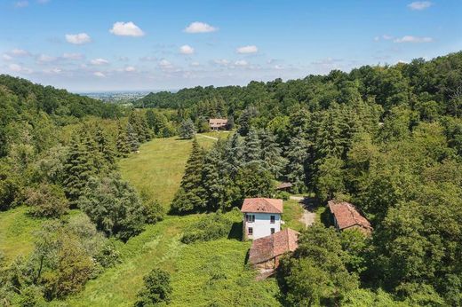 Villa Rivergaro, Piacenza ilçesinde