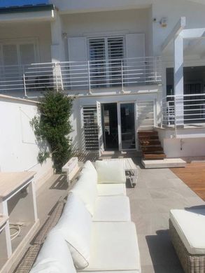 别墅  Fiumicino, 罗马省