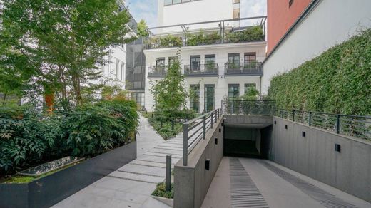 Apartment in Milan, Lombardy