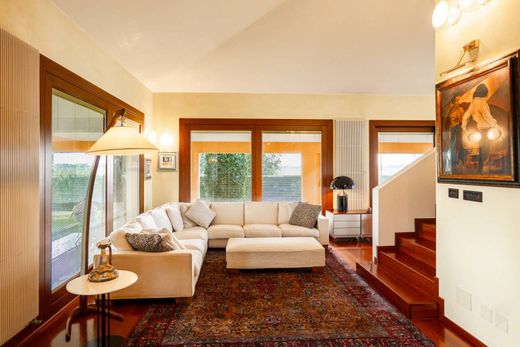 Villa a Agugliaro, Vicenza