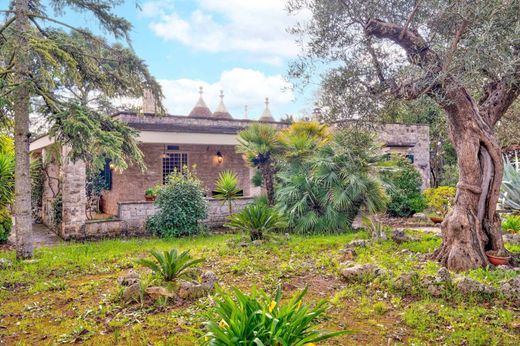 Villa Fasano, Brindisi ilçesinde