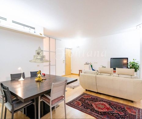 Apartment / Etagenwohnung in Mailand, Lombardei