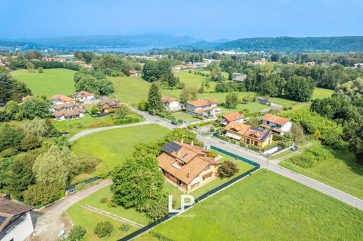 Villa in Castelletto sopra Ticino, Provincia di Novara