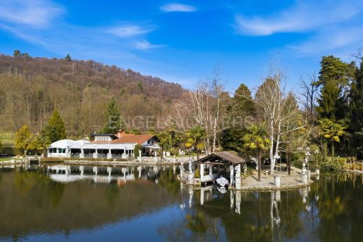 Villa - Vergiate, Provincia di Varese