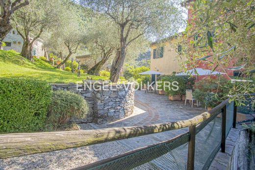 Hotel w Carasco, Provincia di Genova