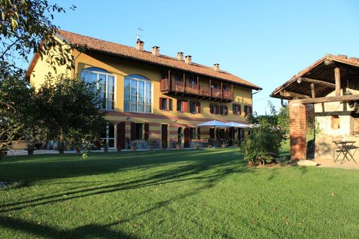 Casa de campo en Rocchetta Tanaro, Provincia di Asti