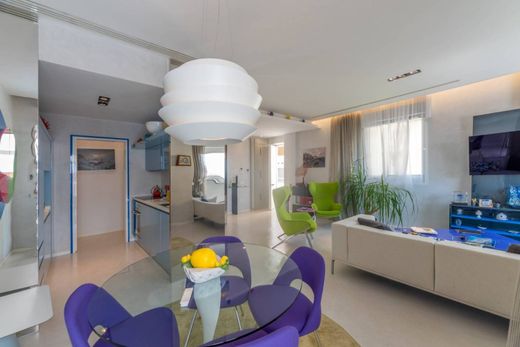 Apartment in Capri, Naples