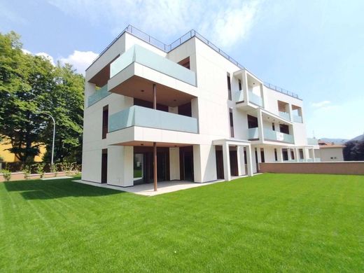 Penthouse in Lecco, Provincia di Lecco