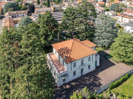 Villa in Monza, Provincia di Monza e della Brianza
