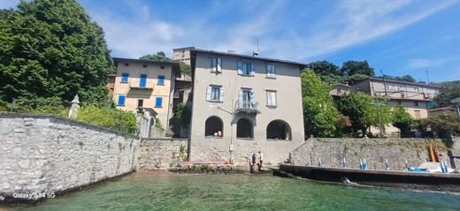 Luxus-Haus in Monte Isola, Provincia di Brescia