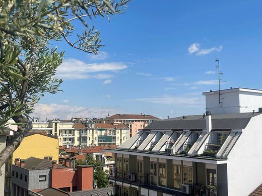 Appartamento a Milano, Lombardia