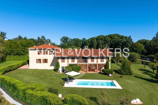 Venegono Superiore, Provincia di Vareseのカントリーハウス