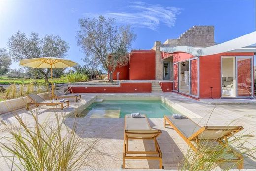 Villa in San Vito dei Normanni, Provincia di Brindisi