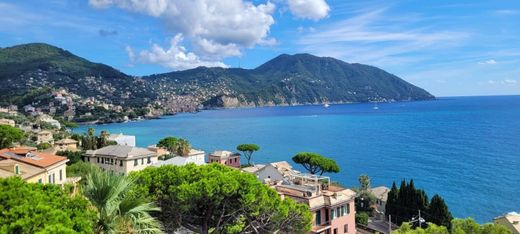 Villa in Recco, Provincia di Genova