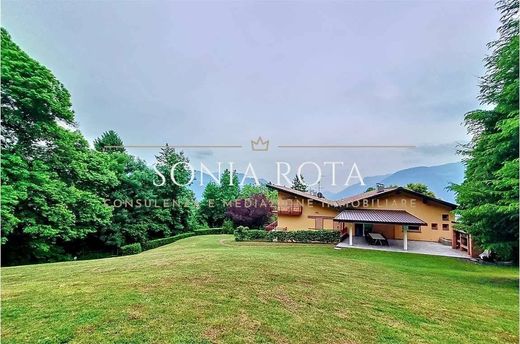 ﻓﻴﻼ ﻓﻲ Clusone, Provincia di Bergamo