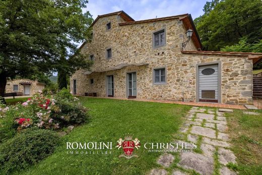 Casale a Castel Focognano, Arezzo