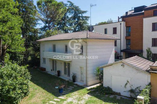 Villa in Castel San Pietro Terme, Bologna