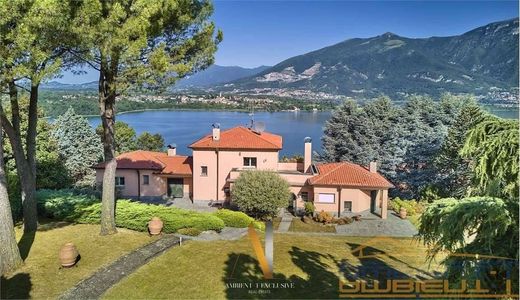 Villa in Oggiono, Provincia di Lecco