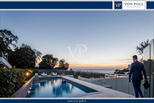 Apartment in Gardone Riviera, Provincia di Brescia