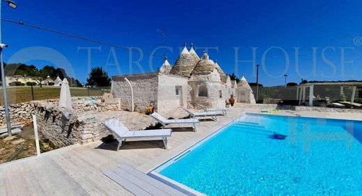 Kɪr evi Martina Franca, Taranto ilçesinde