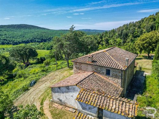 Country House in Pomarance, Pisa