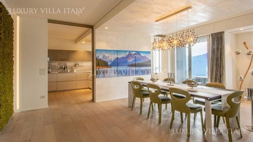 Penthouse in Como, Provincia di Como