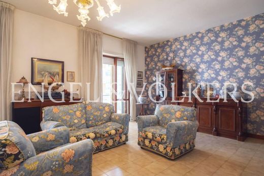 Apartment in Naples, Campania