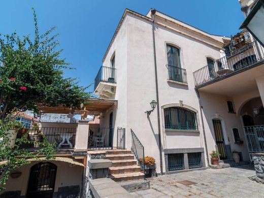 Apartament w Aci Castello, Catania