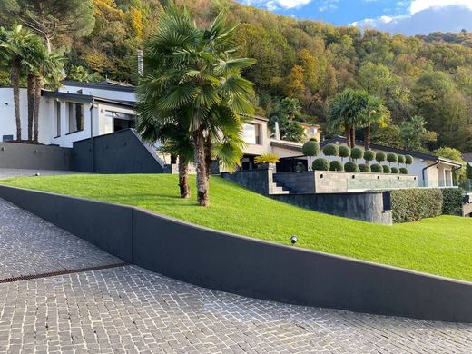 Villa in Lugano, Canton Ticino
