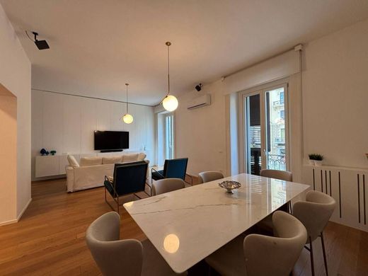 Appartement in Salerno, Provincia di Salerno